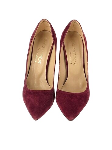 37 Beden Diğer Stiletto %70 İndirimli.