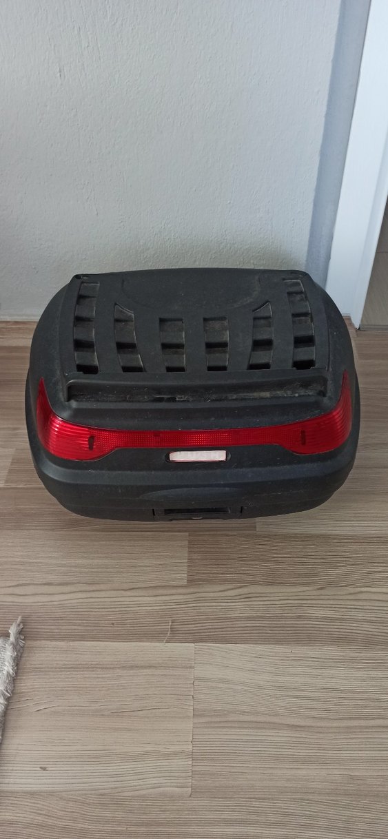 Siyah Taşıma Kutusu - Görsel 2