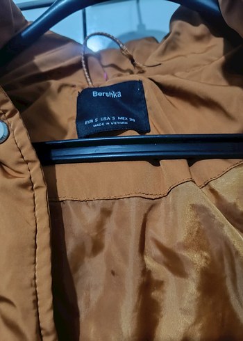 Bershka Kahverengi Kürklü Kadın Kışlık Mont