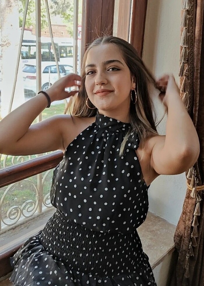 Trendyolmilla puantiyeli kısa elbise - Görsel 4