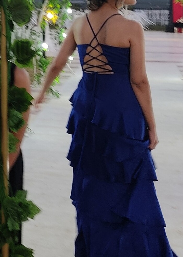 Lacivert saten yırtmaçlı sırt dekolteli abiye gece elbisesi - Görsel 2