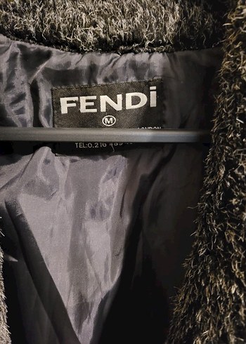 Fendi Gri Kısa Kürk Kadın Mont - Görsel 3