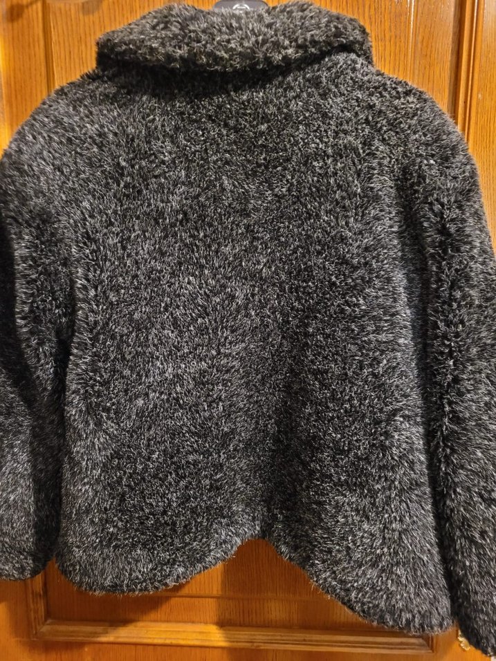 Fendi Gri Kısa Kürk Kadın Mont - Görsel 2