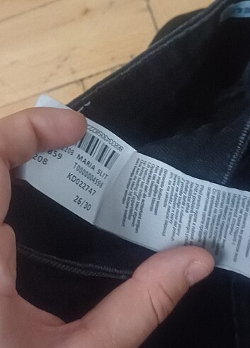 26 Beden siyah Renk Mavi jean