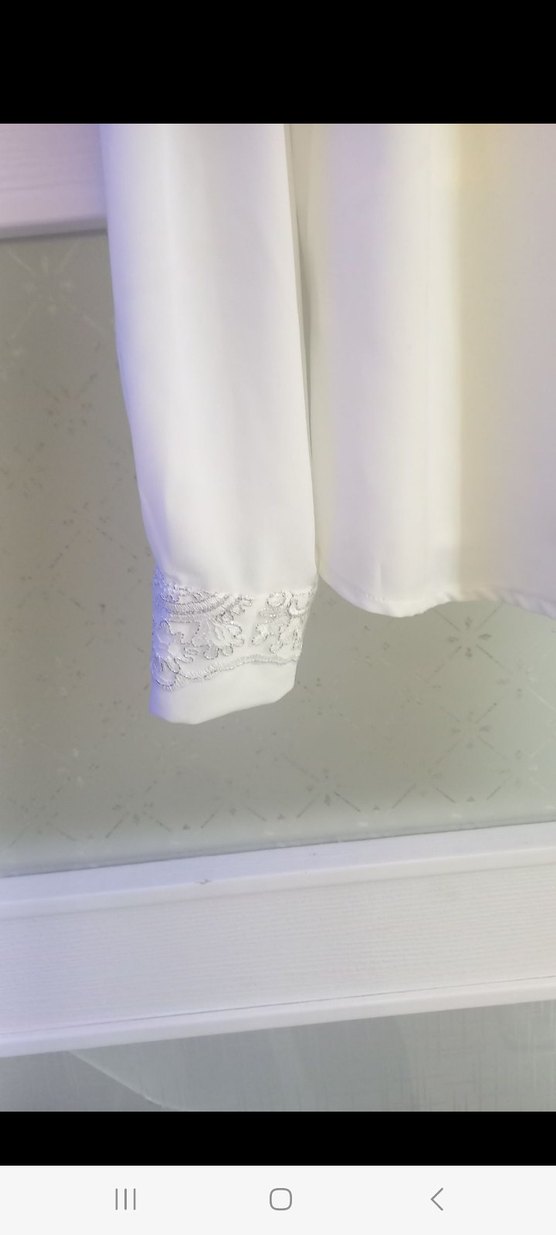 Kadın Beyaz Dantel Detaylı Yüksek Yakalı Gömlek - Görsel 3