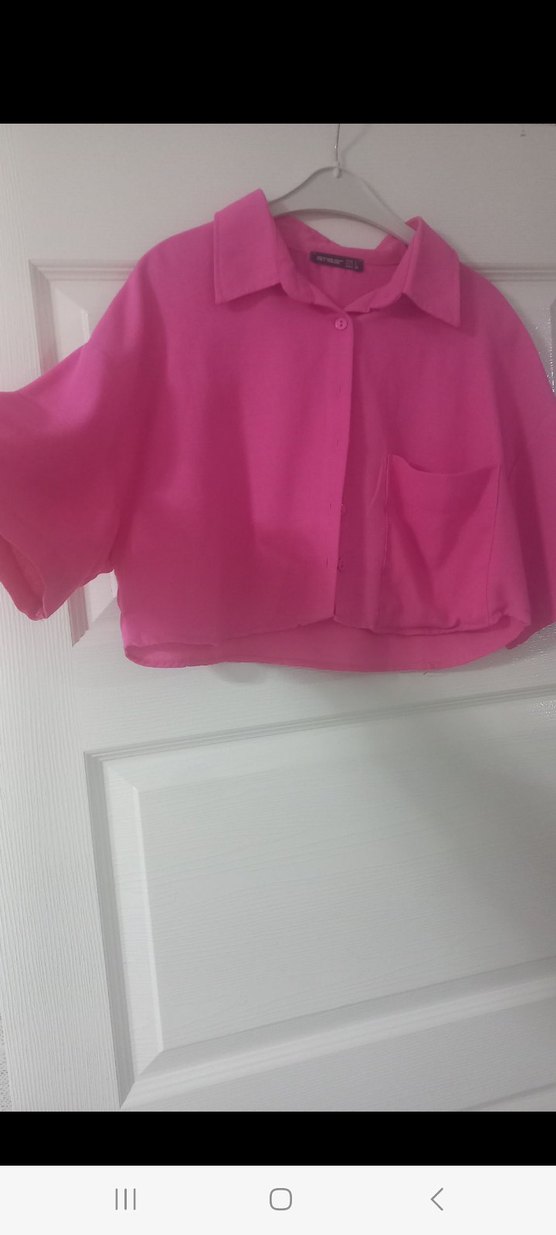 Pembe Kısa Kollu Düğmeli Kadın Gömlek - Görsel 2