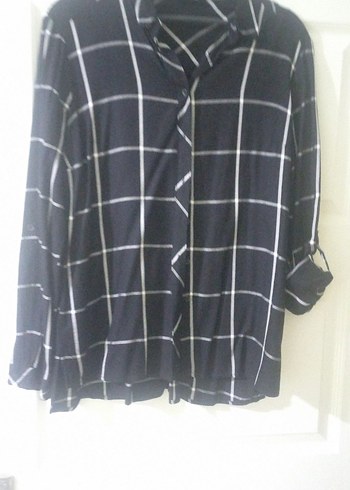 Düğmeli Siyah Kareli Kadın Gömlek - Görsel 2