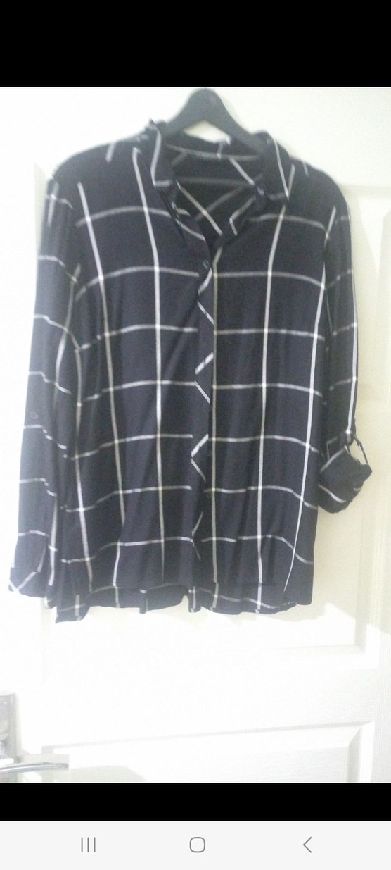 Düğmeli Siyah Kareli Kadın Gömlek - Görsel 2