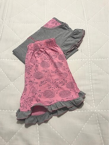 Diğer Şortlu Pijama Takımı