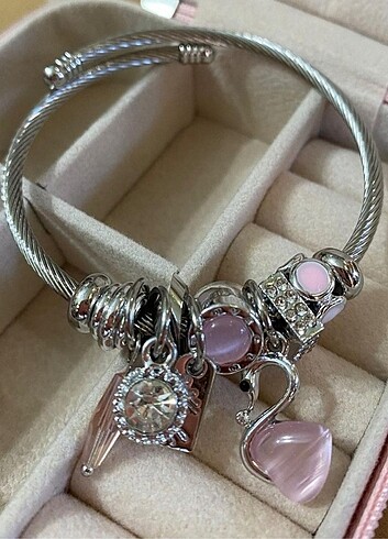 Çelik pembe kuğu detaylı pandora bileklik