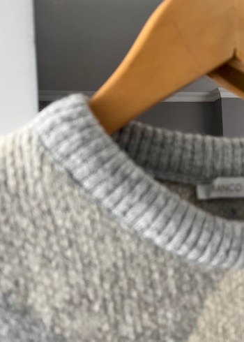 Gri Ekoseli Kadın Kazak - Görsel 3