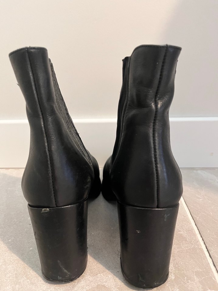 Siyah Deri Blok Topuklu Kadın Bot - Görsel 4