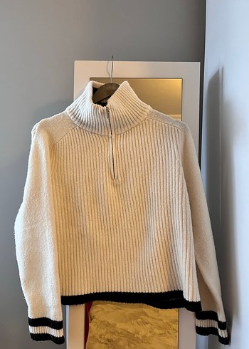 Yarım Fermuarlı Beyaz Örgü Kadın Kazak - Görsel 2