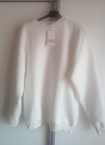 m Beden beyaz Renk Zara kadın sweatshirt