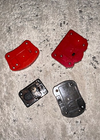 4 Adet Retro El Konsolu Oyunu - Görsel 5