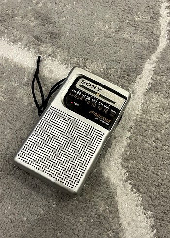 Sony Beyaz Gri Taşınabilir Radyo - Görsel 2