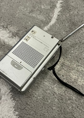 Sony Beyaz Gri Taşınabilir Radyo - Görsel 3