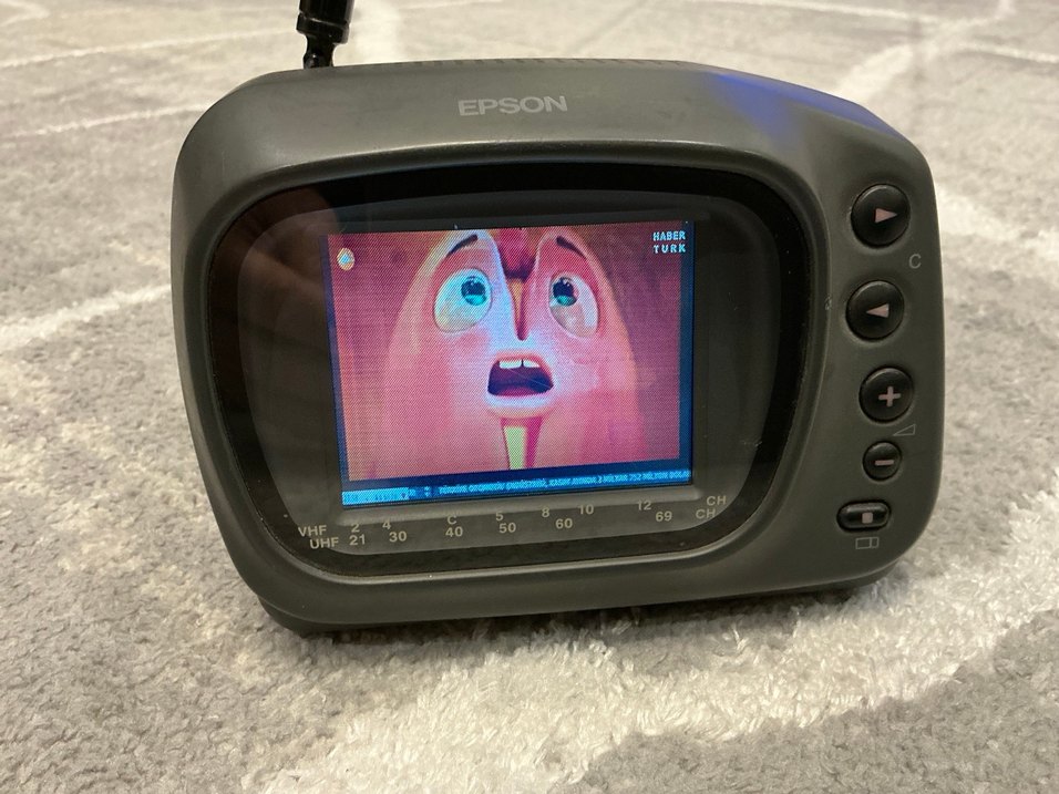 Gri Epson Mini Televizyon Monitörü - Görsel 2