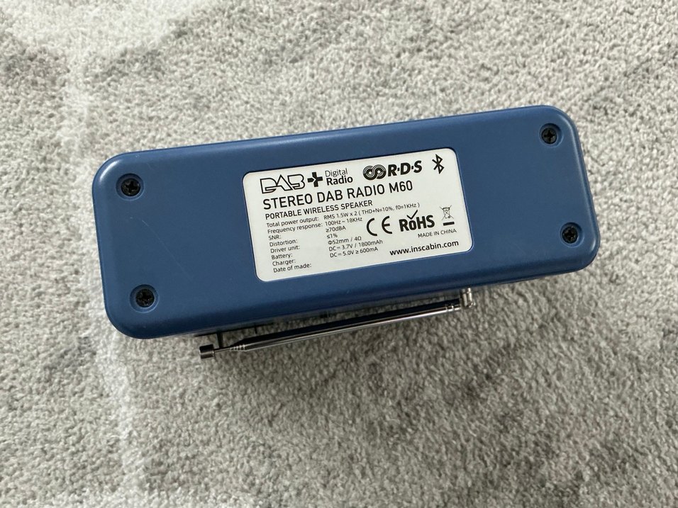 Mavi taşınabilir müzik sistemi - Görsel 4