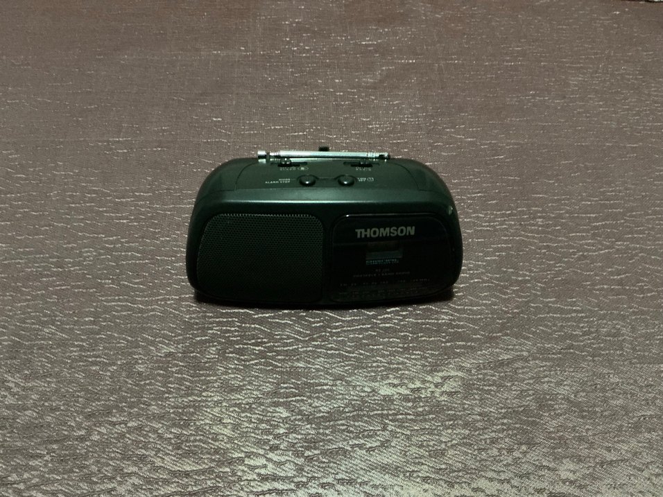 Thomson Siyah Taşınabilir Radyo - Görsel 4