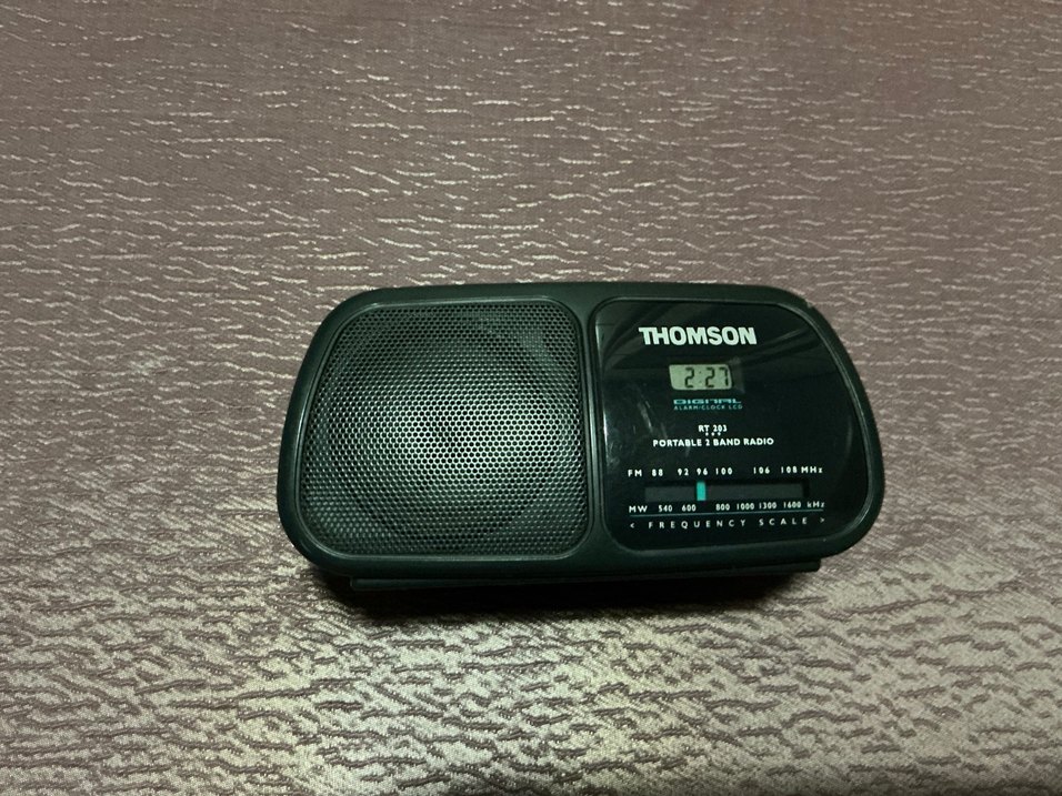 Thomson Siyah Taşınabilir Radyo - Görsel 3