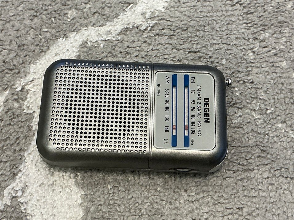 DEGEN FM/AM 2 Bantlı Gri Radyo - Görsel 2