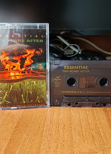 Ten years after - Essentials kaset 