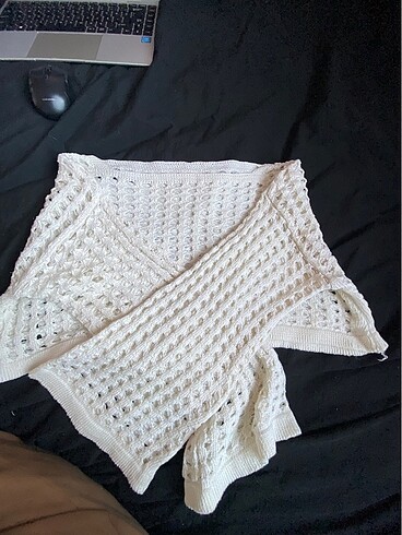 Delikli üst - Görsel 5