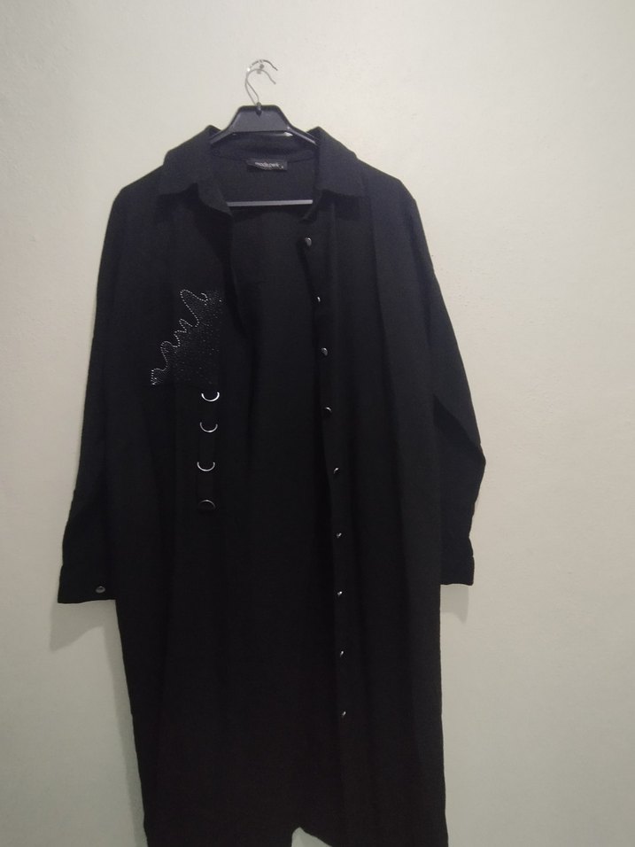 siyah iki takım işlemeli keten kumaş - Görsel 3