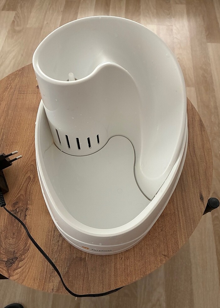 Ferplast  kedi su pınarı - Görsel 2