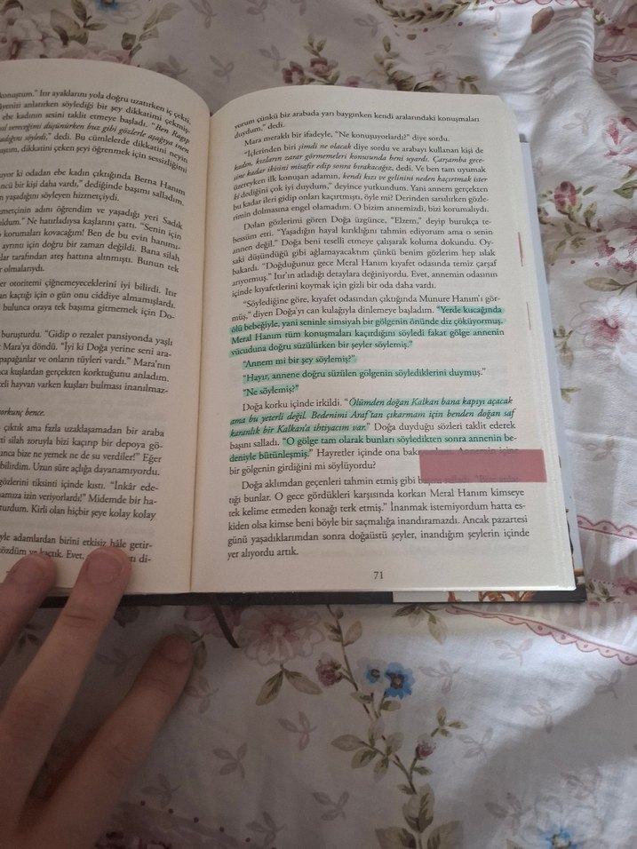 Medusa'nın Ölü Kumları 1 ciltli- Maral Atmaca - Görsel 3