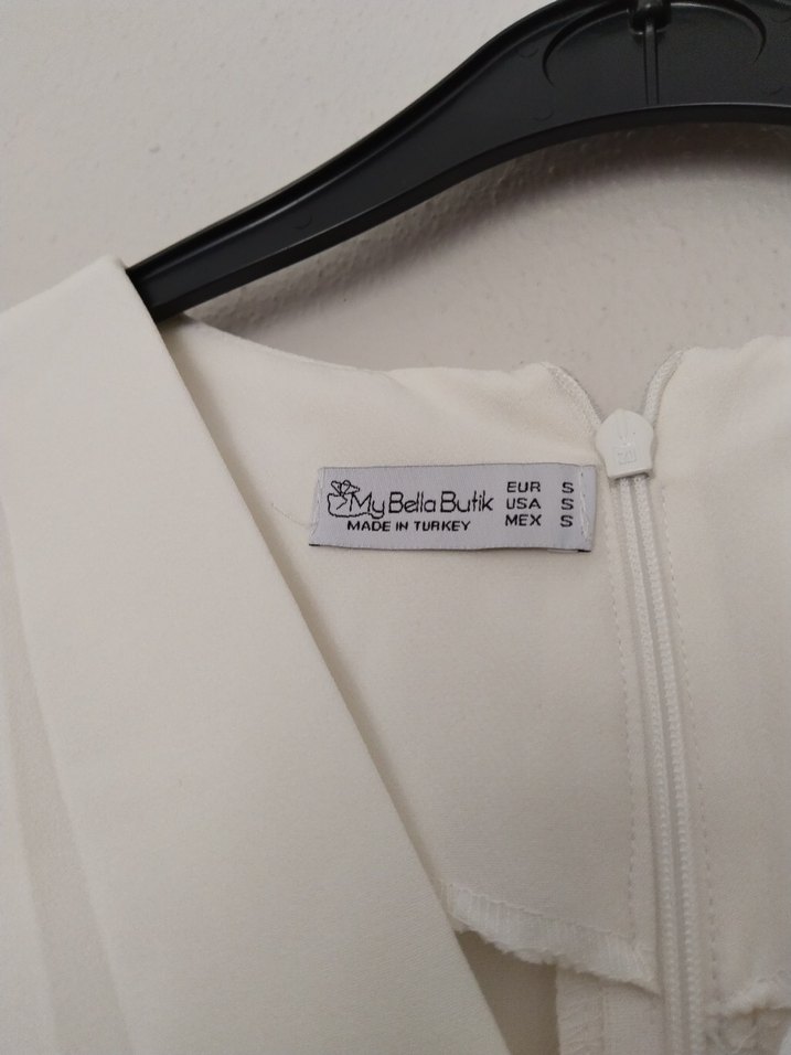 Beyaz Elbise - Görsel 4