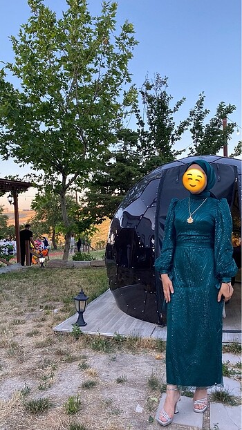 38 Beden Simli abiye şalı ile beraber satılıktır