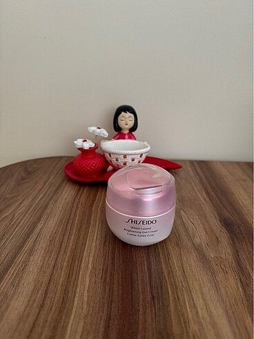 Shiseido Jel Krem