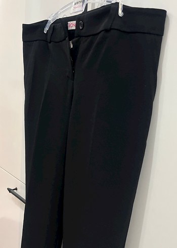 Zara Kadın Siyah Midi Kumaş Pantolon