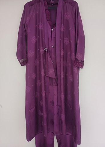 m Beden mor Renk Mor Uzun Kollu Üçlü Pijama ve Sabahlık Takımı