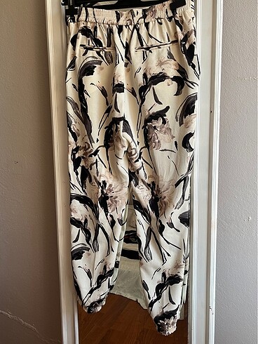 m Beden Zara pantolon