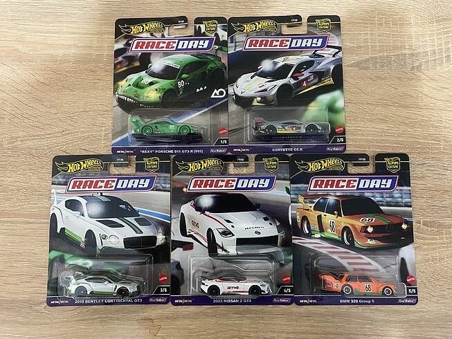 Hot Wheels Race Day 5?li Seti Premium