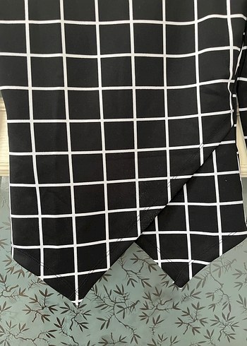 V Yaka Kareli Gri Uzun Kollu Kadın Bluz - Görsel 2