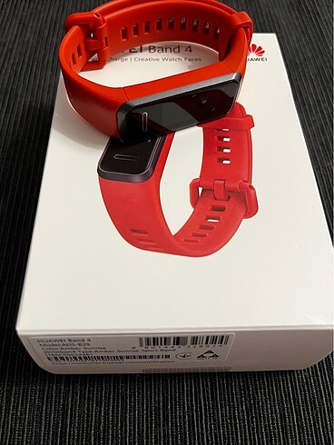 HUAWEI BAND 4