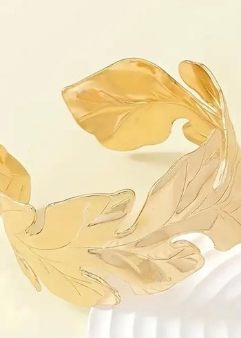 Beden Zara yaprak model Altın Renkli Kemerli Kadın Bileklik