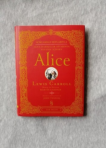 alice harikalar diyarında açıklamalı kitap