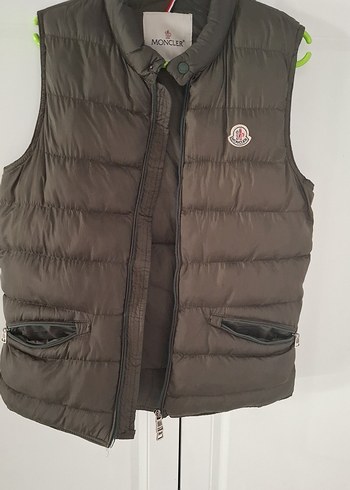 Moncler 40