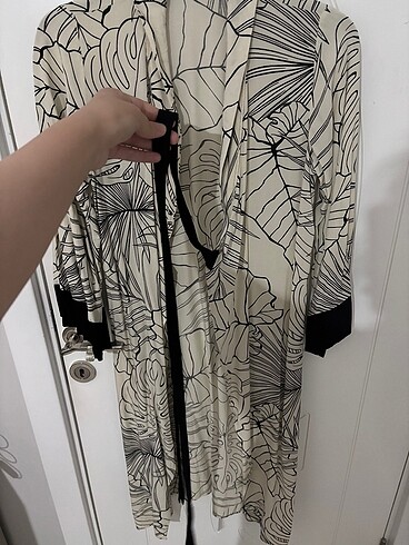 m Beden ten rengi Renk Yaprak desenli Kimono