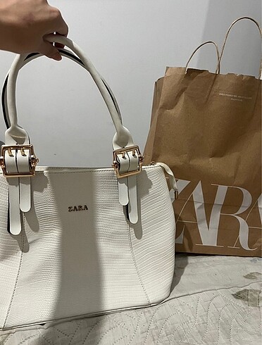 Zara çanta