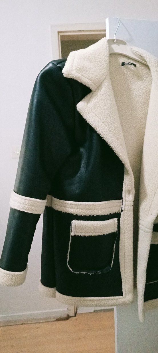 Beyaz Kürklü Kadın Kışlık Ceket - Görsel 3