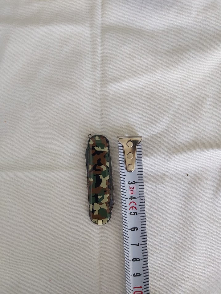 Kamuflaj Desenli Çok Amaçlı Victorinox Classic  Cep Çakısı - Görsel 2