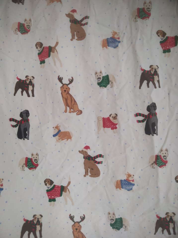 Beyaz Desenli çift kişilik çarşaf ve yastık kılıfı - Görsel 2