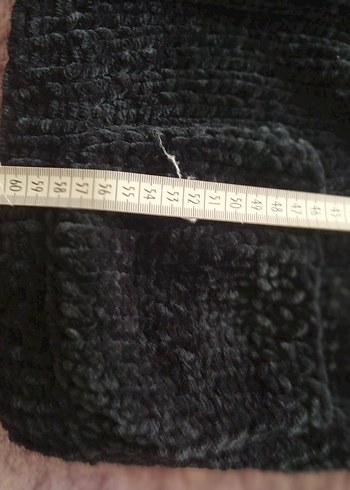 Siyah Düğmeli Kadın Hırka - Görsel 3