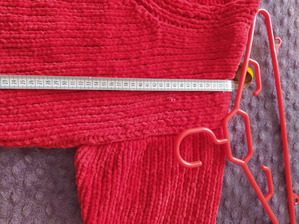 Kırmızı V Yakalı Örgü  Hırkası - Görsel 3